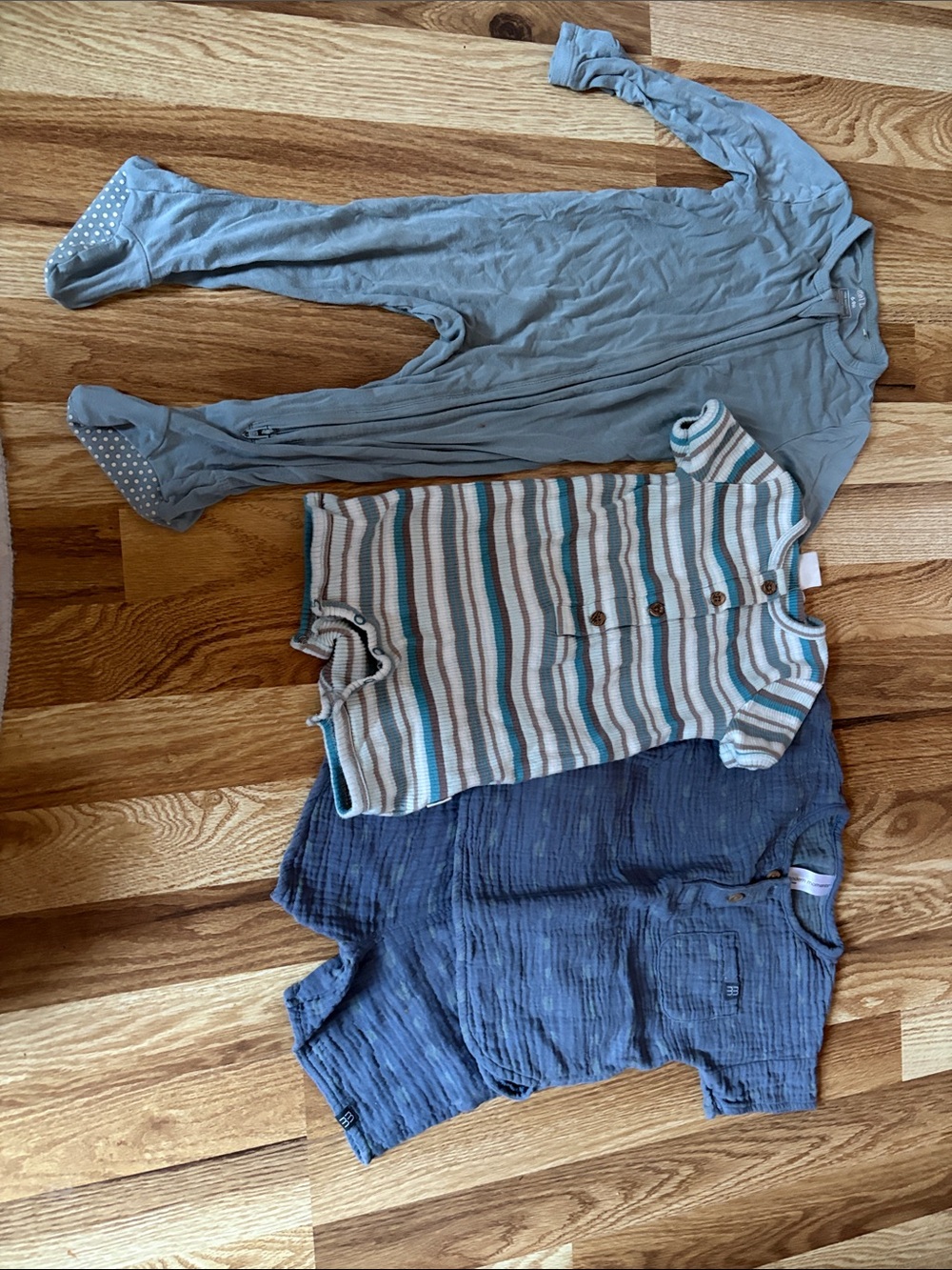 Baby Blue & Stripe Cotton Romper Minymo, mm  Set
Angel dear romper 6-9 m